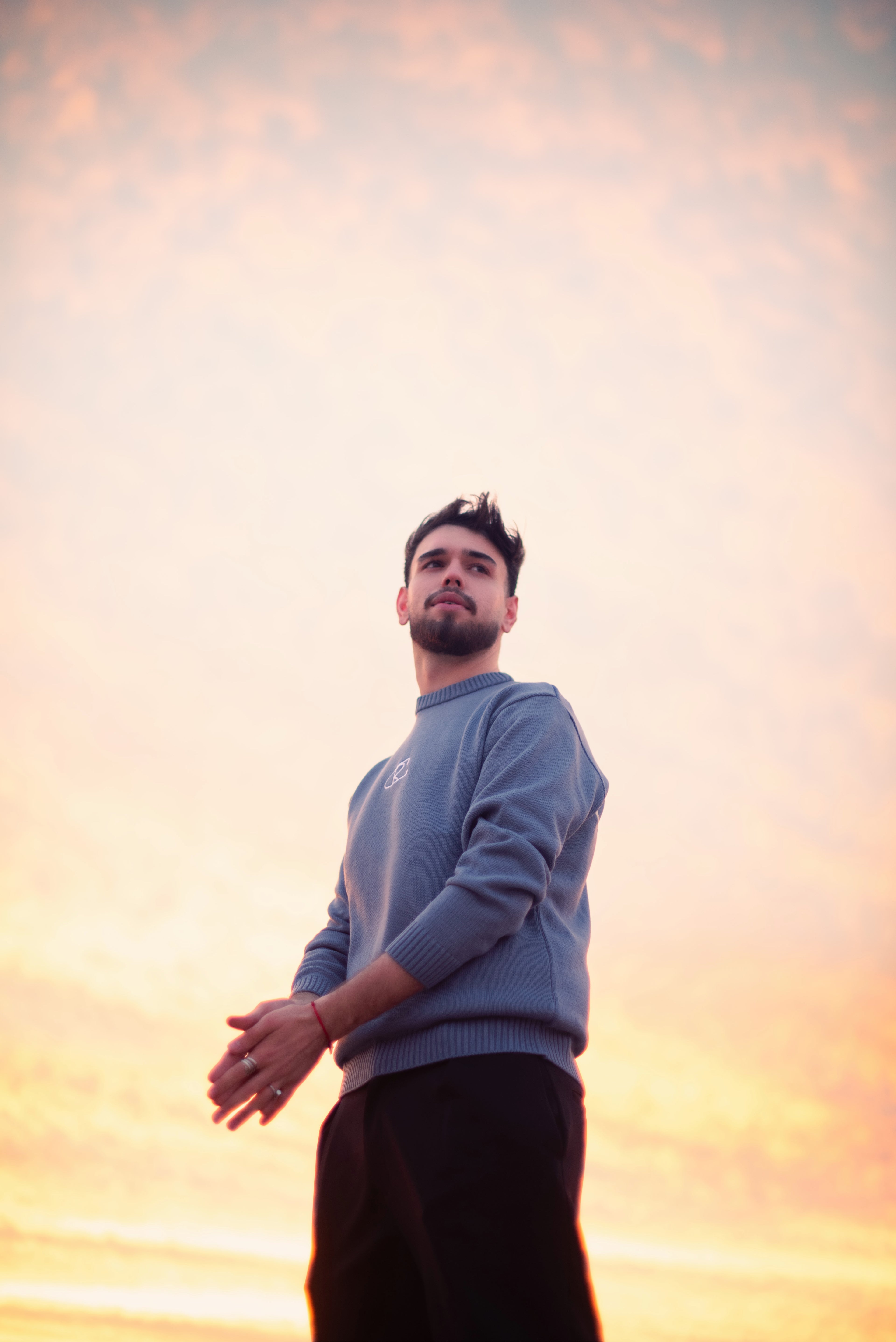 BLUE JEANS KNIT SWEATER